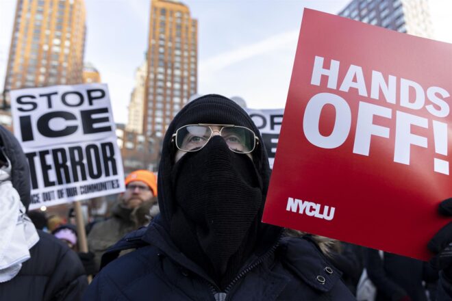 Els pares d’Alex Pretti insisteixen que no tenia cap arma a la mà quan va ser assassinat