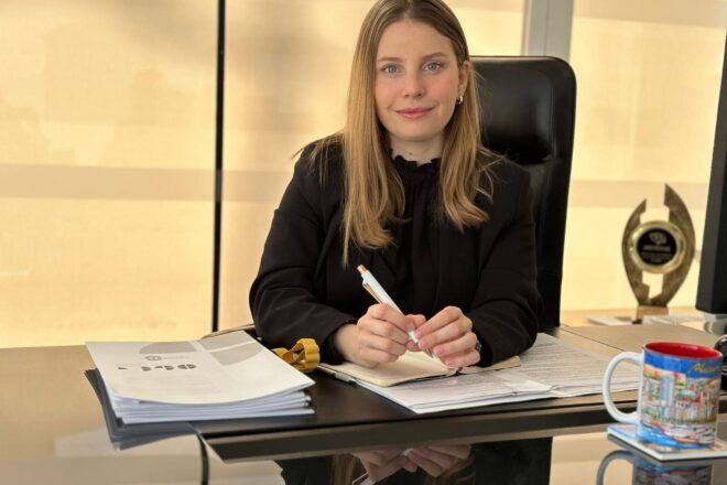 Dimiteix la regidora d’Urbanisme d’Alacant per la polèmica adjudicació d’habitatges públics