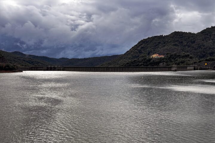 El pantà de la Baells, ara al 87,5% de la capacitat.