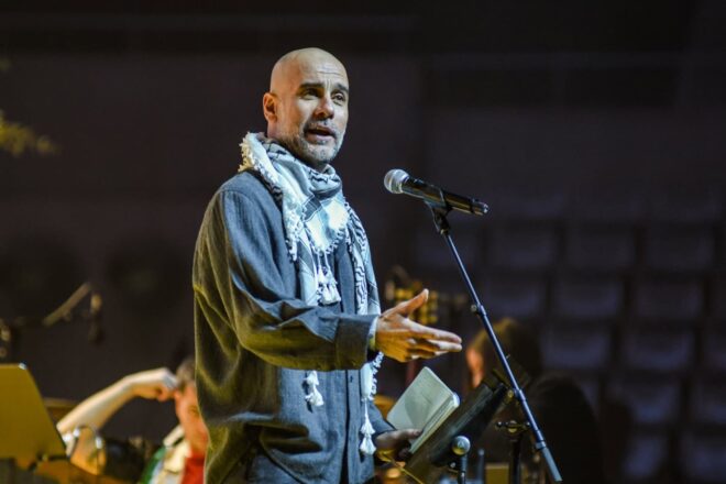 [VÍDEO] “És un manifest per Palestina i per la humanitat”: el discurs punyent de Guardiola al concert-manifest per Palestina