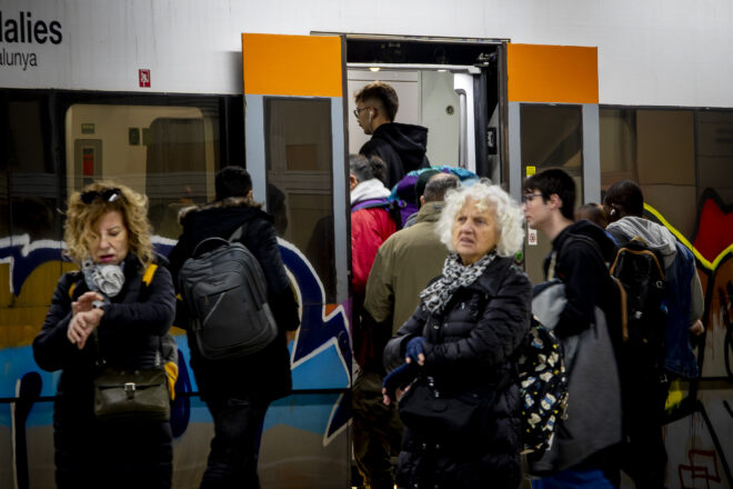 Tanquen la web sobre les limitacions de velocitat als trens: Dignitat a les Vies denuncia un blocatge judicial