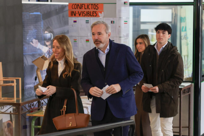 Azcón queda encadenat a Vox i el PSOE s’estimba a mínims històrics a l’Aragó