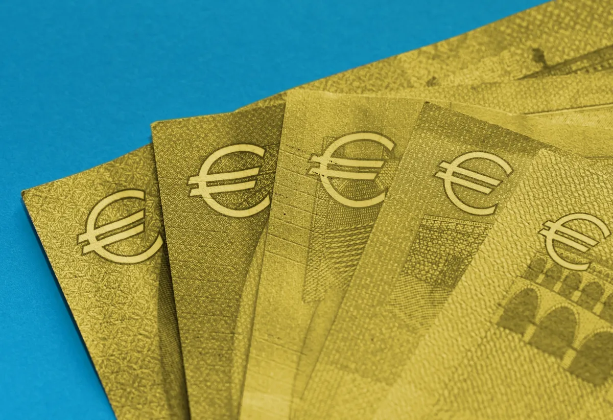 Sola davant el perill, Suècia reconsidera la negativa a l’euro