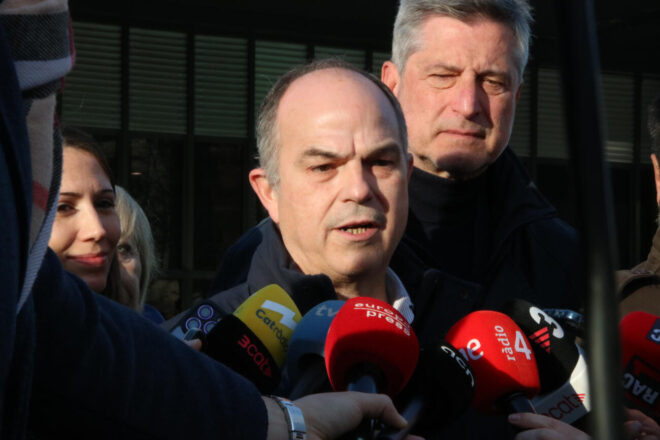 Junts reclama a Sánchez que desclassifiqui els documents del 17-A i les clavegueres de l’estat