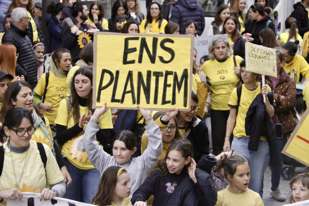 Famílies contra mestres