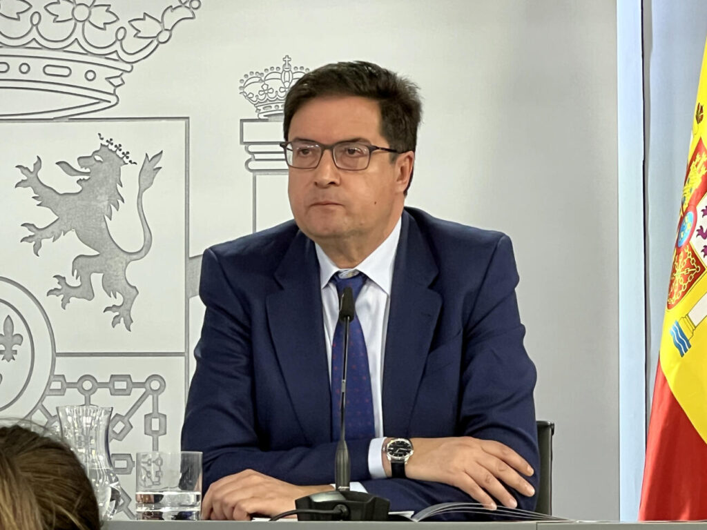 El govern espanyol aplicarà la jornada de 35 hores setmanals als funcionaris de l’estat el mes vinent