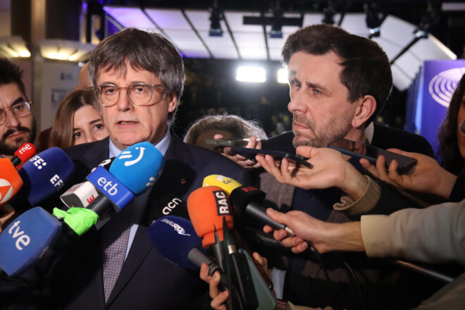 Puigdemont i Comín valoren la sentència del TJUE: “És una plantofada molt dura al Parlament Europeu”