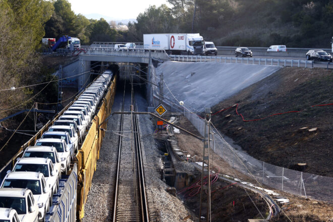 Rodalia, un mes després de Gelida: servei incomplet, 100.000 usuaris menys i una crisi per a resoldre