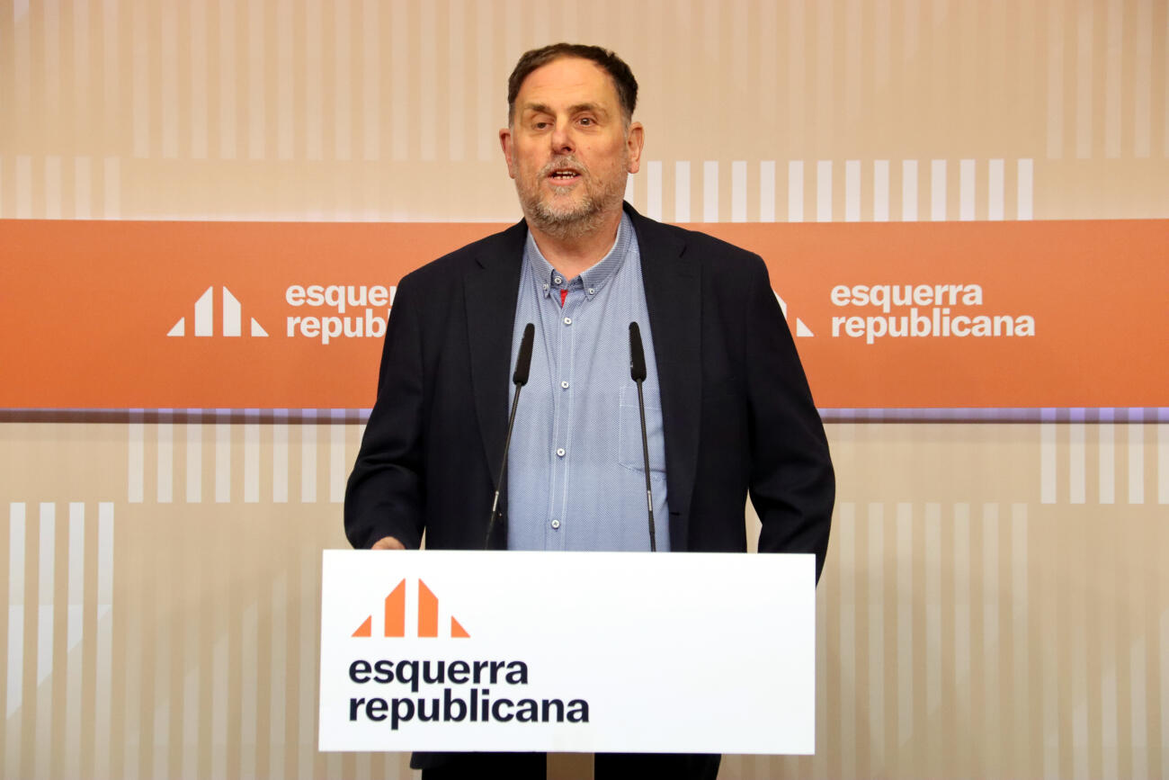 Oriol Junqueras, en un moment de la compareixença a la seu d'ERC (fotografia: ACN / Nazaret Romero).