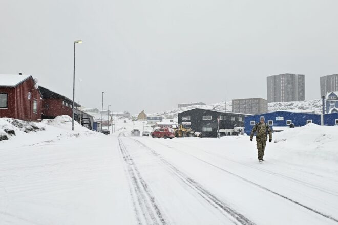 Una tempesta de neu amb els soldats encarregats de defensar Grenlàndia