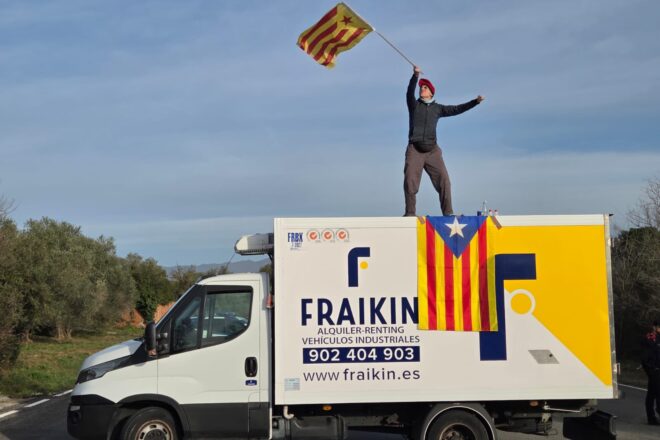 Victòria dels agents rurals: aconsegueixen amb una protesta d’aturar la formació en una base militar