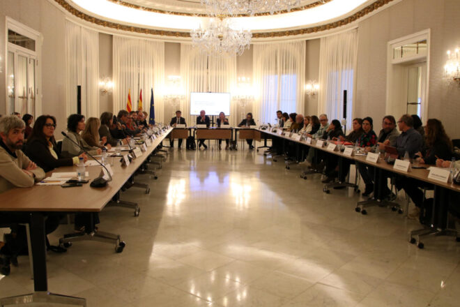 La Generalitat i el govern espanyol acorden de coordinar-se en la regularització extraordinària dels immigrants