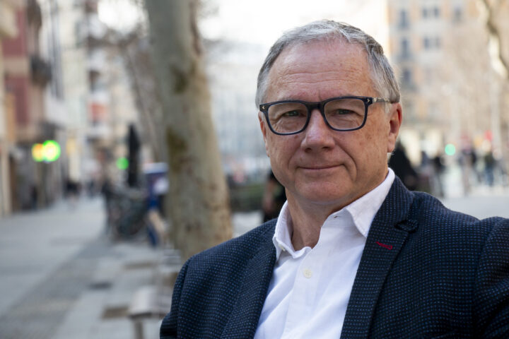 Albert Forcades, a la ronda de Sant Antoni (Barcelona).