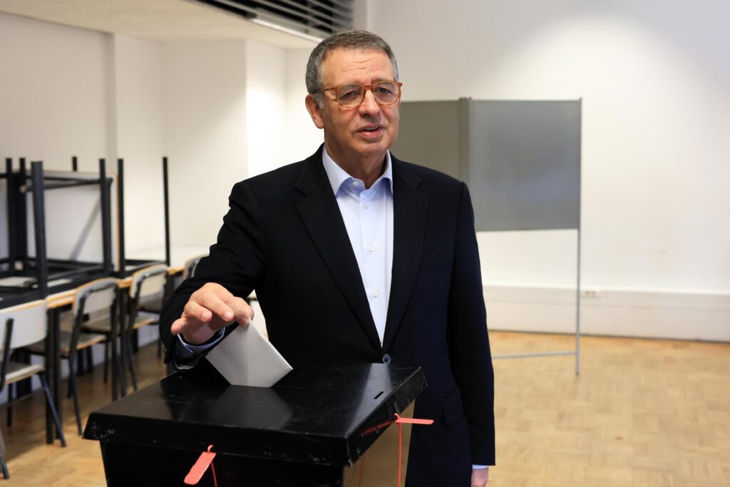 El socialista Seguro s’imposa clarament a l’extrema dreta en les presidencials portugueses