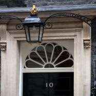 El cas Epstein sacsa l’alta societat britànica