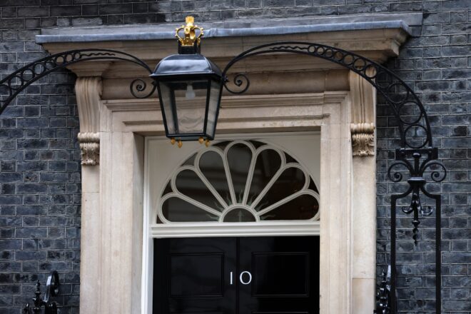 El cas Epstein sacsa l’alta societat britànica