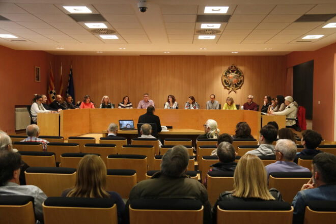 Una moció de censura de Junts i la CUP fa fora ERC i el PSC del govern de Tàrrega