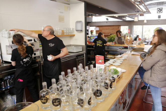 La desocupació baixa al País Valencià i les Illes, però lleument puja a Catalunya