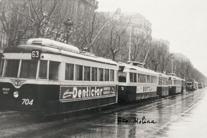 Quan la ciutat de Barcelona va desafiar el franquisme anant a peu