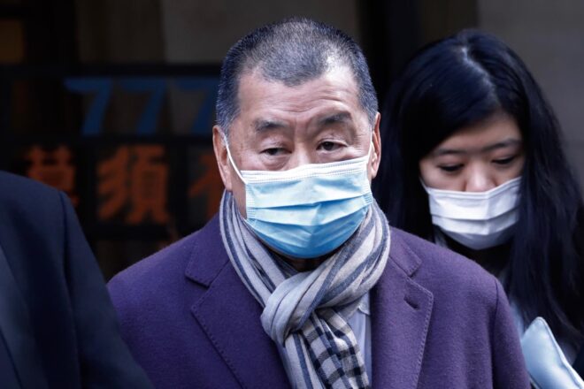 Condemnat a vint anys de presó l’activista pro-democràtic Jimmy Lai a Hong Kong