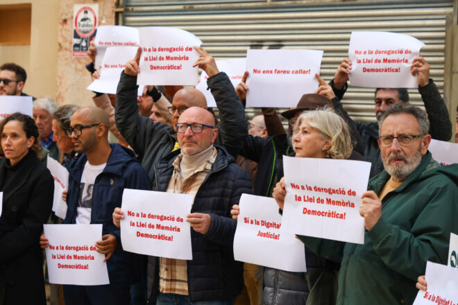 La plataforma per la memòria democràtica clama contra Prohens: “Juguen a un intercanvi de cartes amb els drets humans”