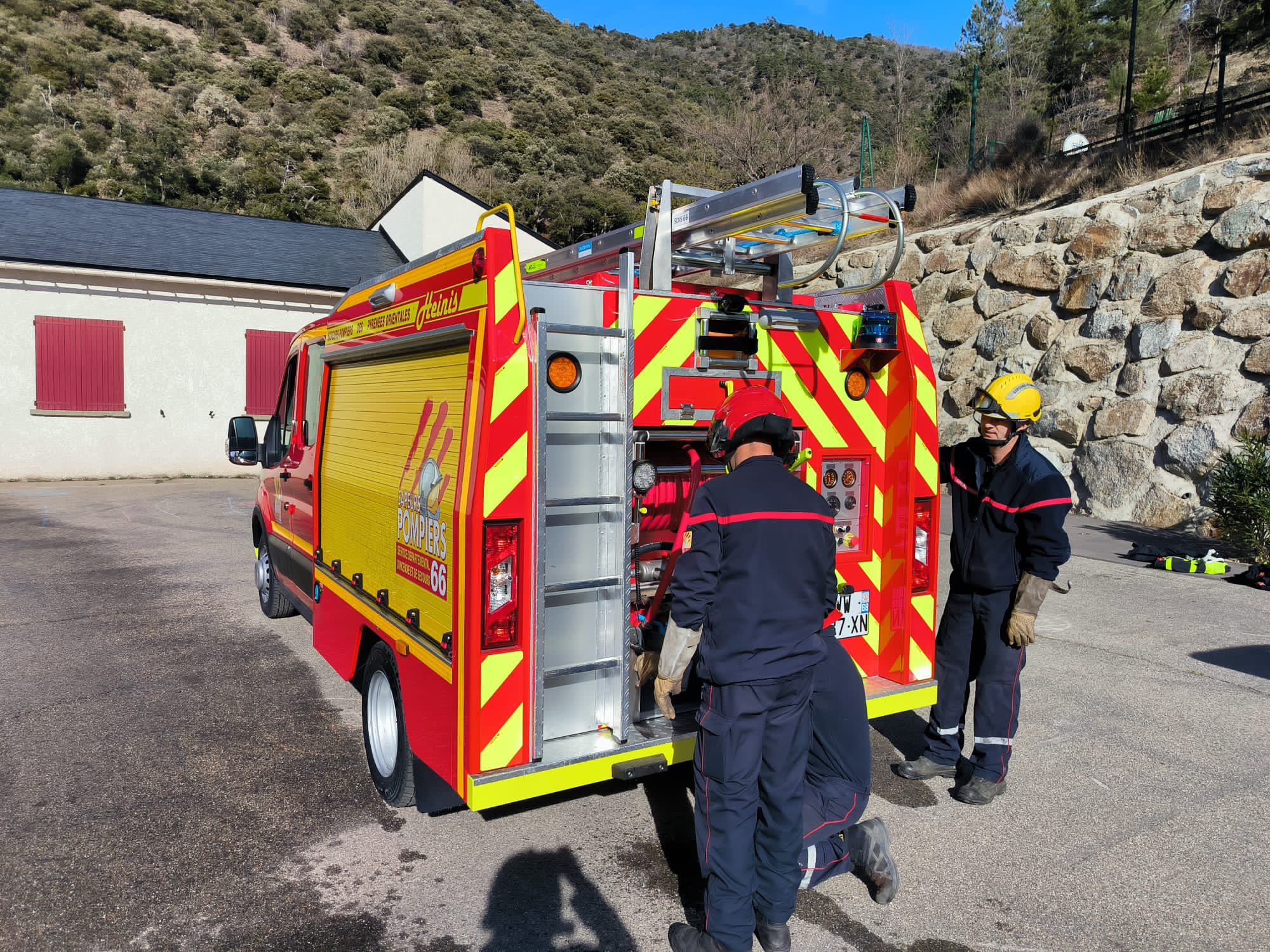 Més de 30.000 habitatges nord-catalans, sense electricitat per les ventades