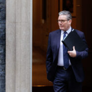 El cas Epstein deixa el govern Starmer al caire del precipici