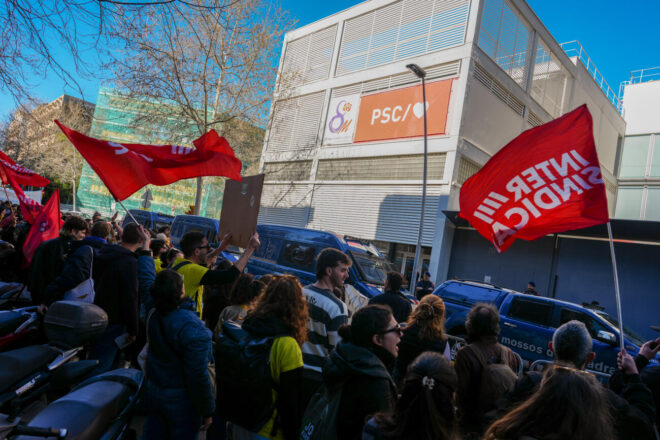 USTEC acusa Educació de fer el ridícul i inventar-se les dades de participació en la vaga