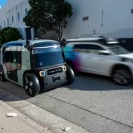 Els embussos robòtics són el futur: per què els vehicles autònoms congestionaran encara més les grans ciutats