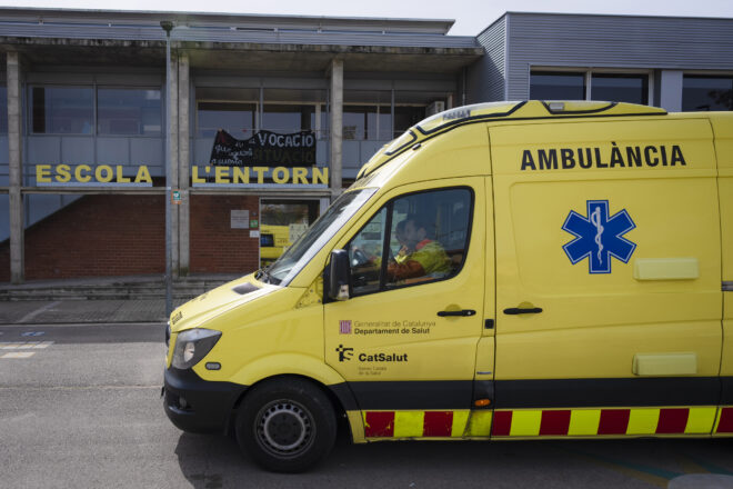 Alta mèdica per a dos dels tres menors ferits per l’explosió d’un experiment de ciències a Porqueres
