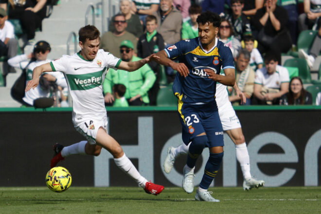 La federació obre una investigació sobre els presumptes insults racistes de Rafa Mir contra Omar El Hilali