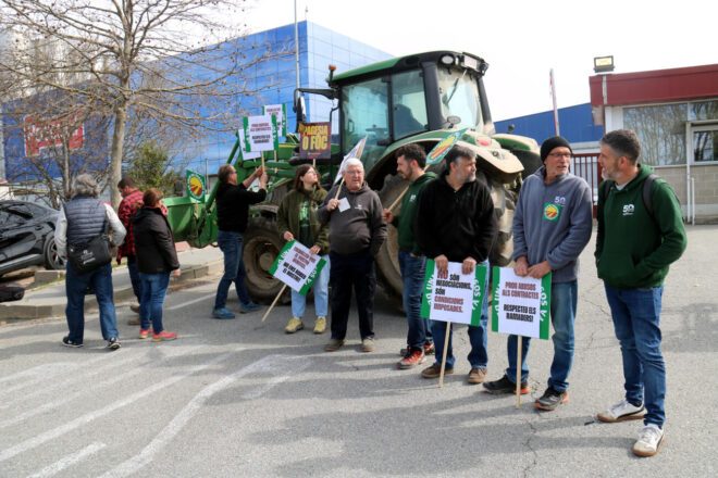 Els treballadors de Pascual a Gurb convoquen vaga l’11 de maig i reclamen de negociar el tancament