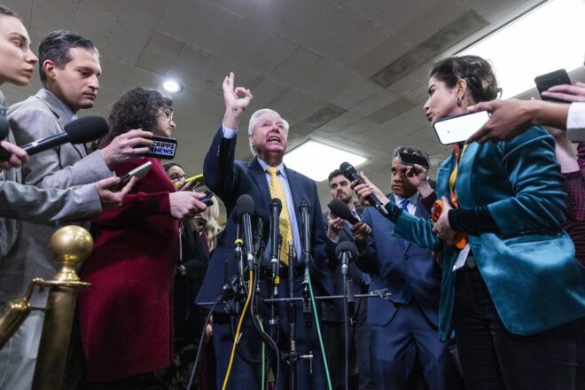 El senador republicà Lindsey Graham demana a Trump de retirar les bases dels EUA a l’estat espanyol