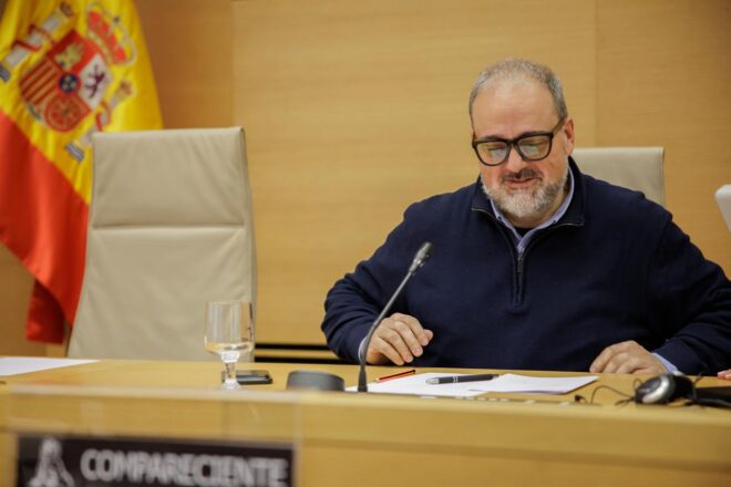 L’assessor extern de Carlos Mazón es nega a respondre cap pregunta en la comissió d’investigació del congrés espanyol
