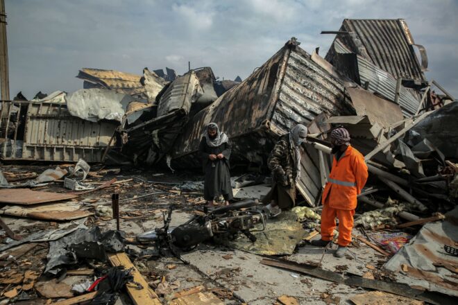 Mentre l’Àsia mira cap a l’Iran, el conflicte entre l’Afganistan i el Paquistan es continua agreujant