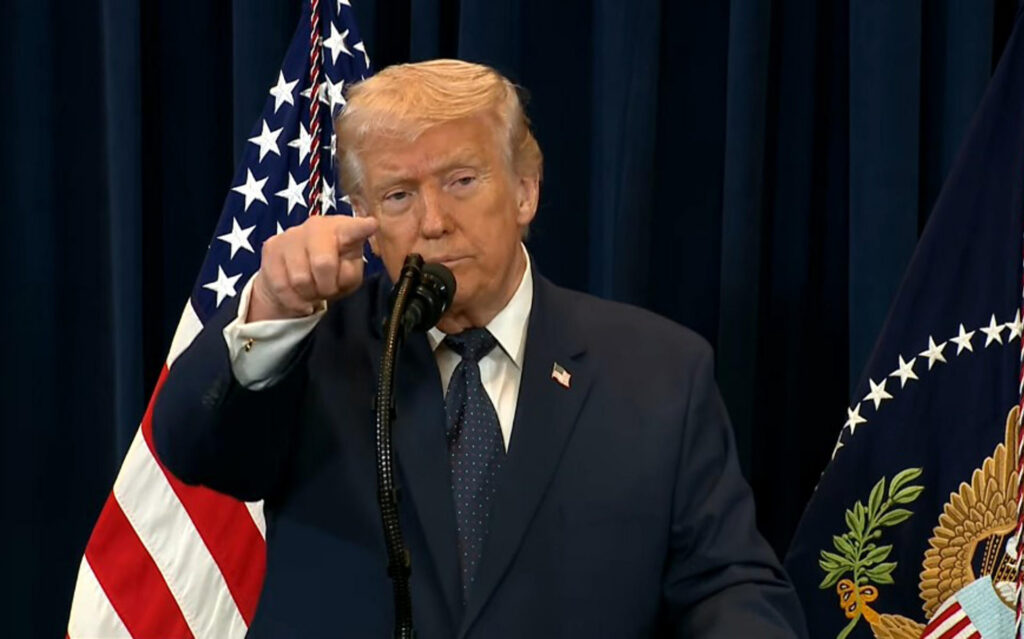 Trump acusa l’Iran d’haver abatut un helicòpter Ap