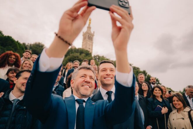 El front republicà s’esquerda i impulsa l’extrema dreta a les municipals de l’estat francès