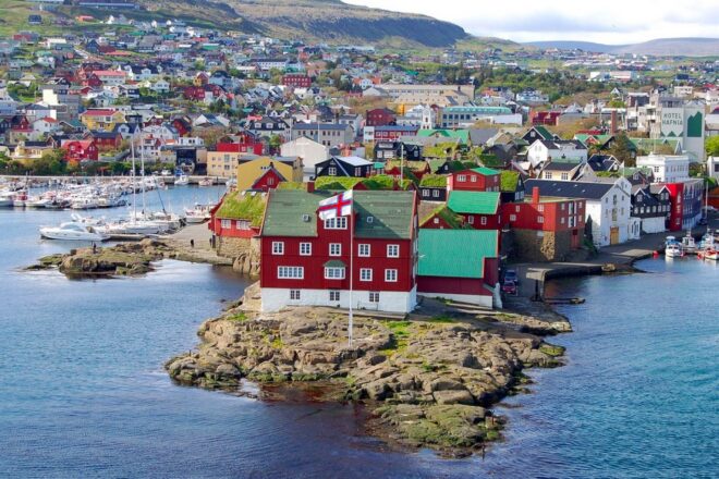Les illes Fèroe voten sota l’ombra de Rússia i amb la independència al centre del debat