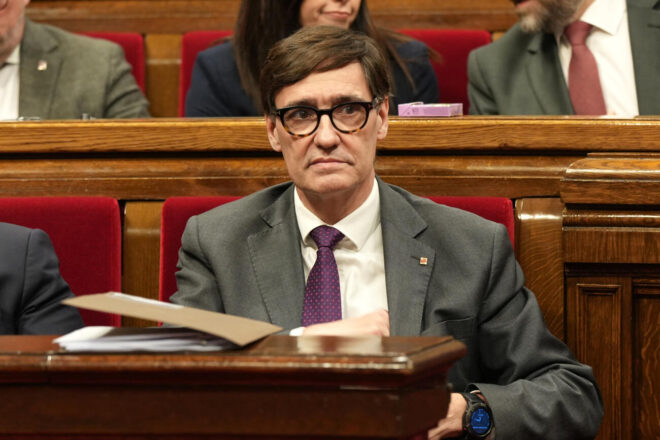 Illa nega el col·lapse al país i ERC li obre la mà per a un pacte pel pressupost