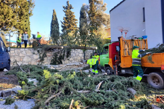 El conjunt del país en alerta per les ventades, que deixen registres de més de 160 km/h