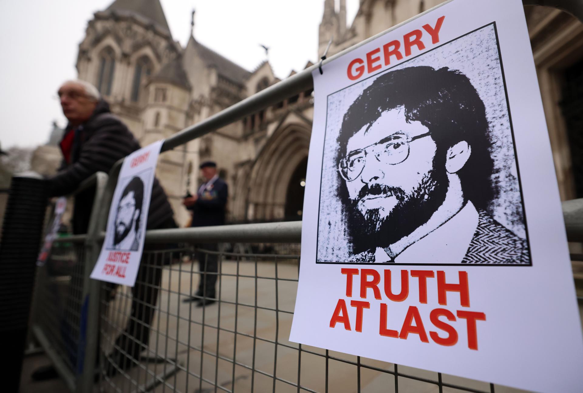 Comença el judici a Gerry Adams per suposada complicitat amb els atemptats de l'IRA