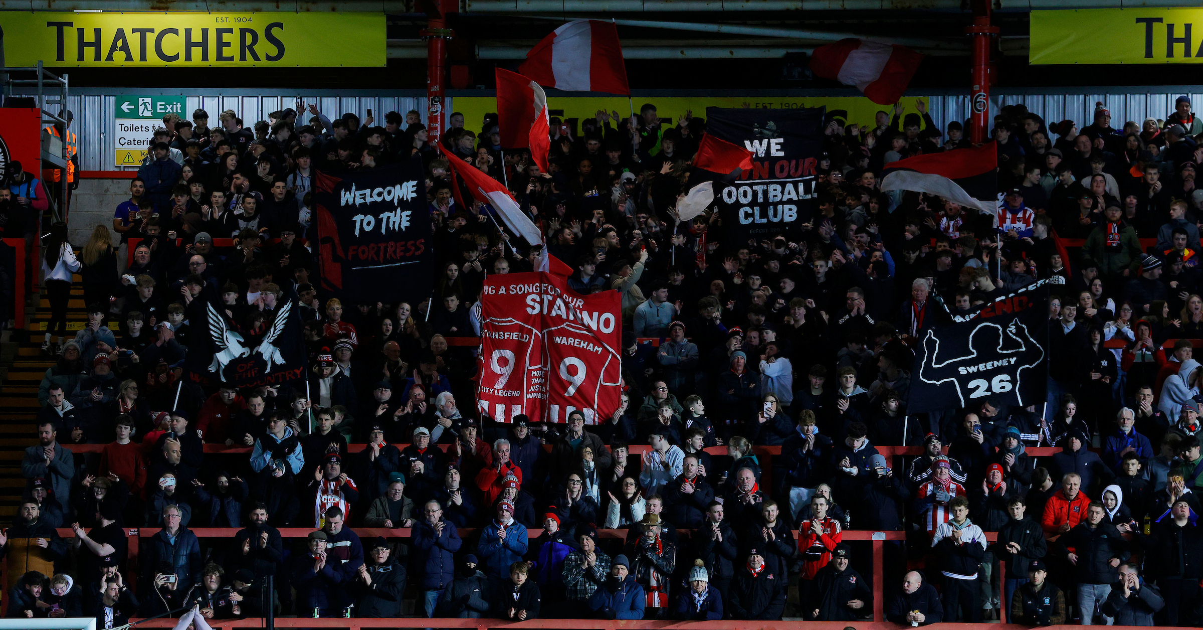 Afeccionats de l'Exeter City, al St James Park. Fotografia: Exeter City FC.