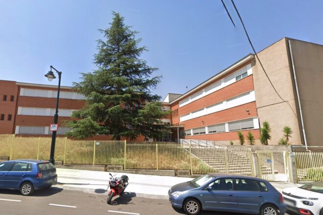 Llibertat amb càrrecs per la mare que va agredir un professor d’institut a Alcoi