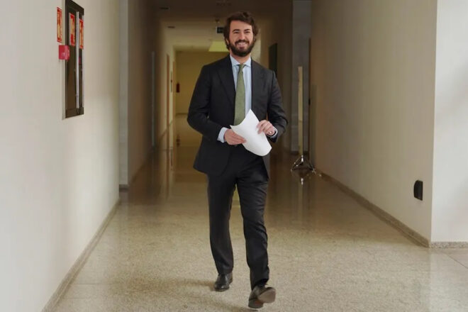 Continua la crisi a Vox: Garriga anuncia un expedient a García-Gallardo i apunta a una possible expulsió