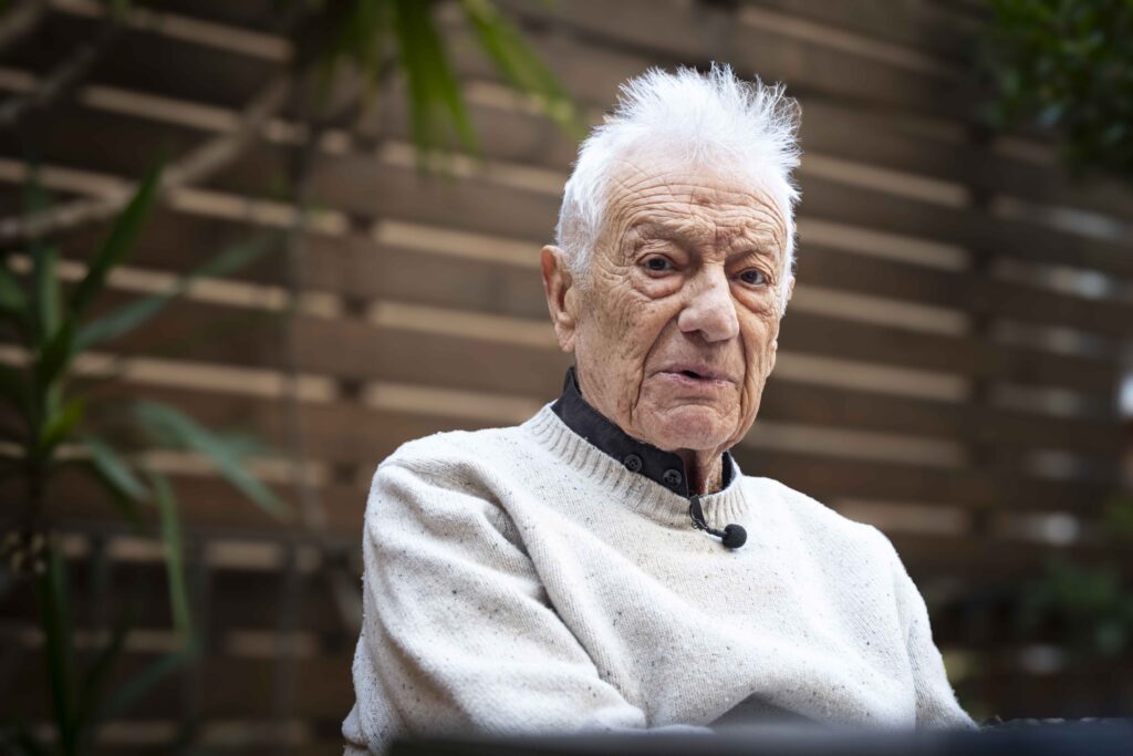 Artur Blasco. Investigador i divulgador del folklore i el can&ccedil;oner popular catal&agrave; dels pobles del Pirineu.