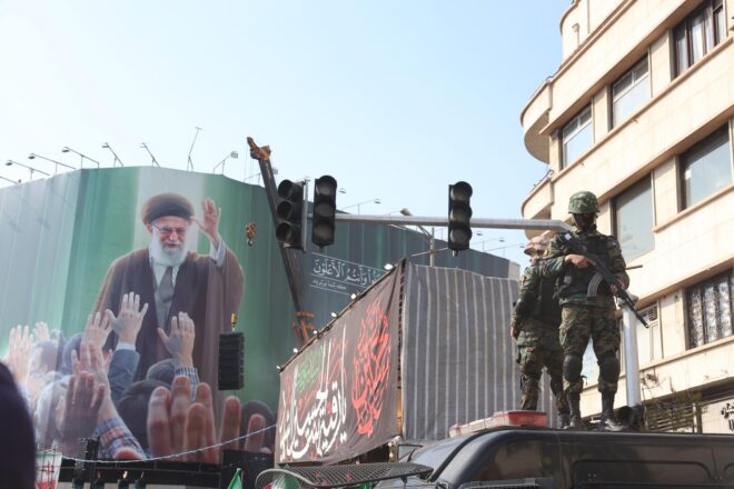 L’Iran diu que el final de la guerra no depèn de Trump i amenaça amb els míssils més potents