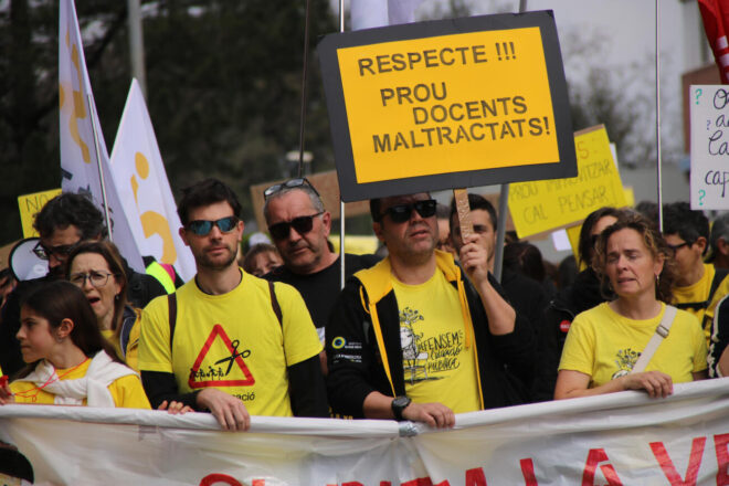 Final de curs calent: els sindicats educatius convoquen un mes de vagues