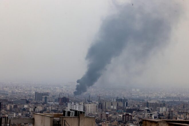 Els EUA avisen que avui faran els bombardaments més intensos contra l’Iran