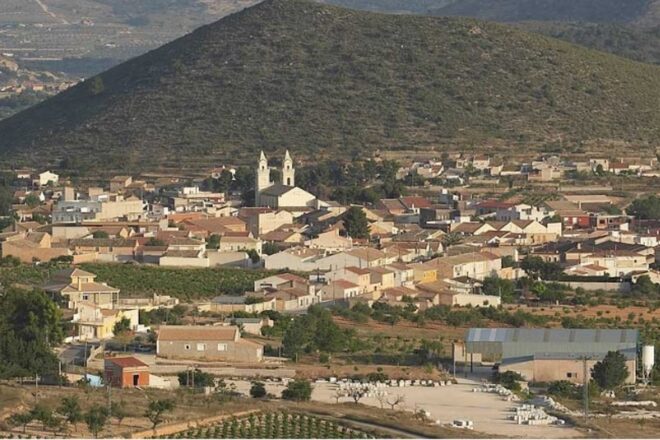 L’Acadèmia Valenciana de la Llengua avala la forma única “l’Alguenya” com a denominació oficial