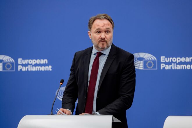 Brussel·les insta els estats de la UE a omplir les reserves de gas davant la incertesa pel conflicte al Llevant